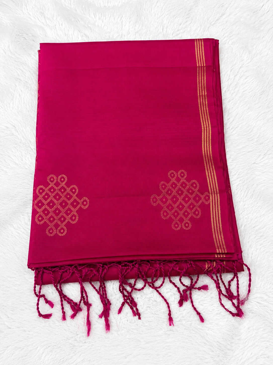 Rani Pink Pure Silk Saree with Allover Geometric Kolam Pattern