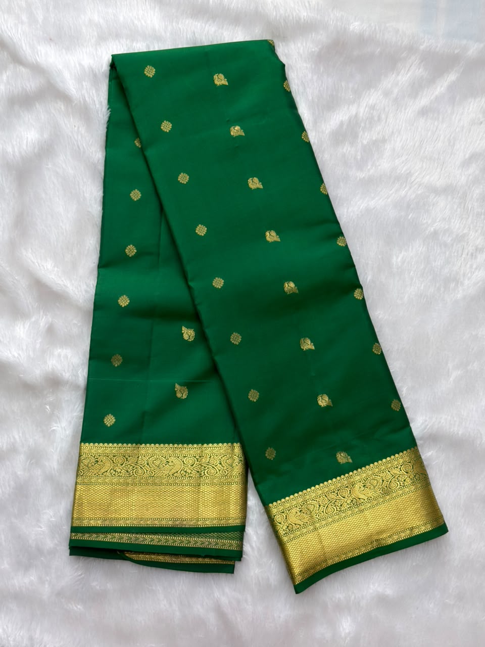 Emerald Green Handloomed Kanchipuram Pure Silk Saree