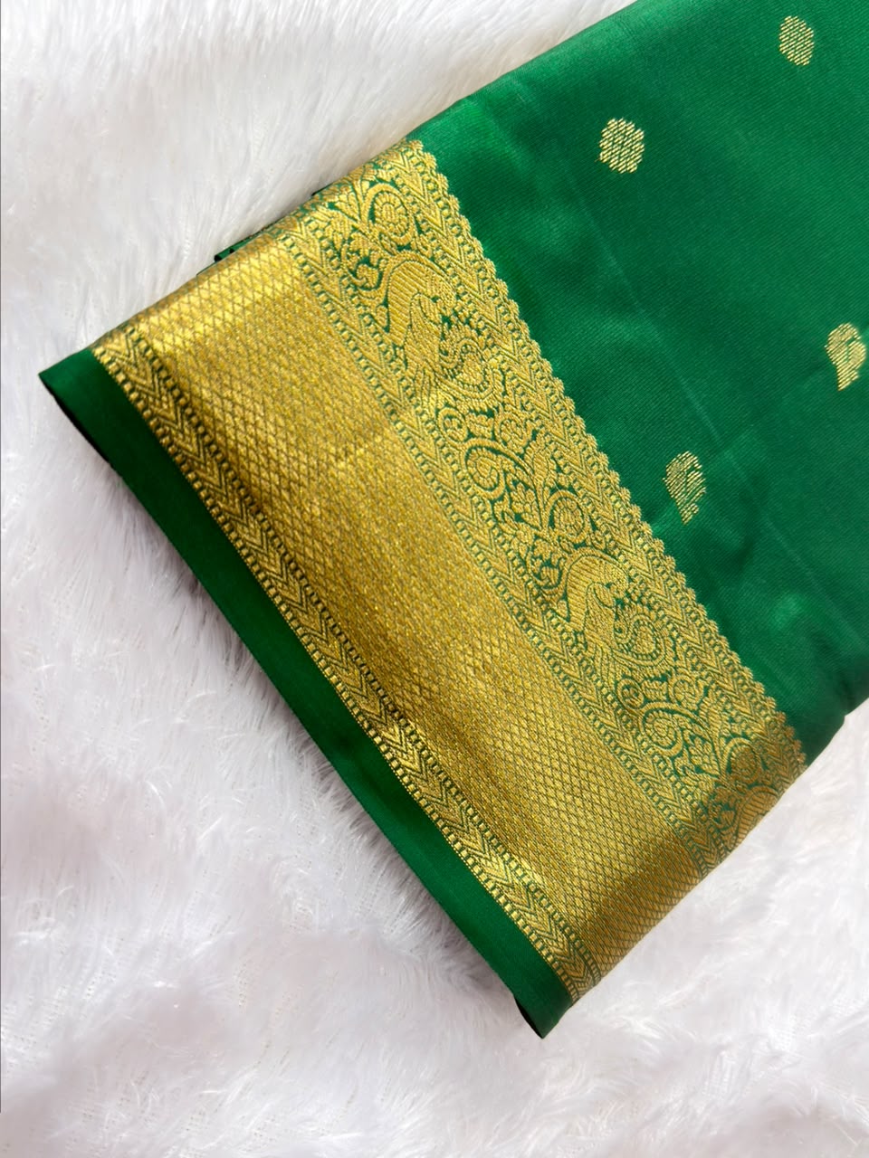 Emerald Green Handloomed Kanchipuram Pure Silk Saree