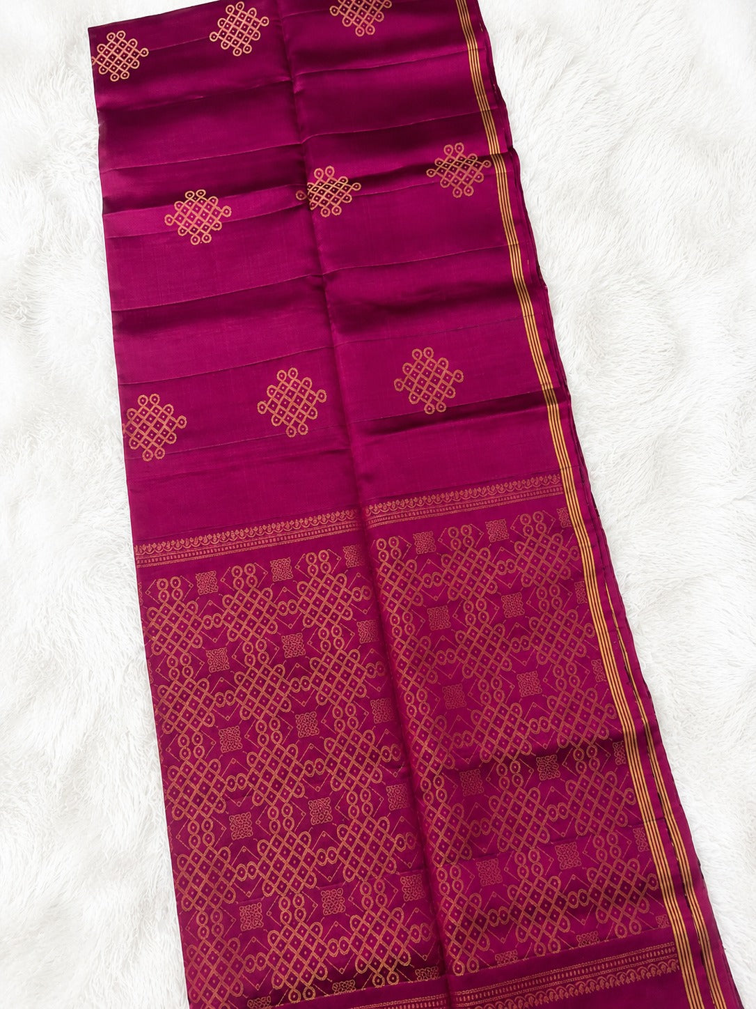 Magenta Pure Silk Saree with Gold Geometric Kolam Motifs