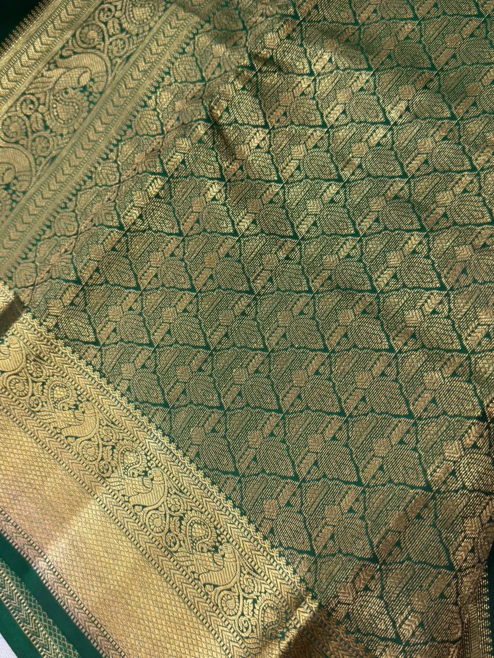 Emerald Green Handloomed Kanchipuram Pure Silk Saree