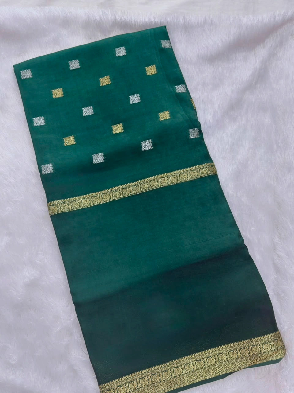Emerald Green Semi Crepe Silk Saree