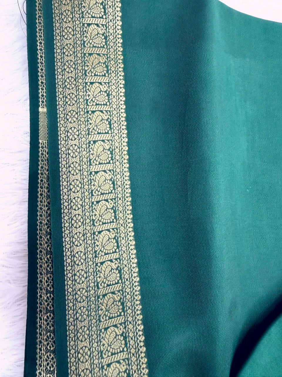 Emerald Green Semi Crepe Silk Saree