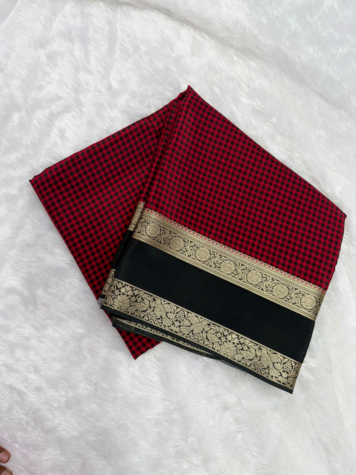 Crimson & Black Regal Checks – Premium Semi-Crepe Saree