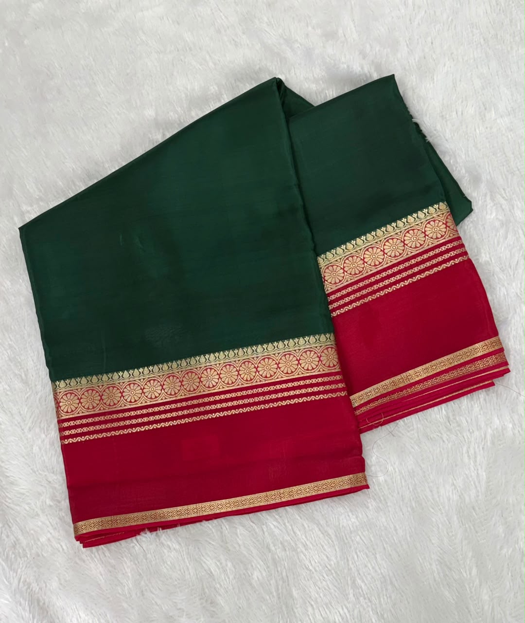 Emerald Green & Crimson Red Floral Zari Semi-Crepe Saree